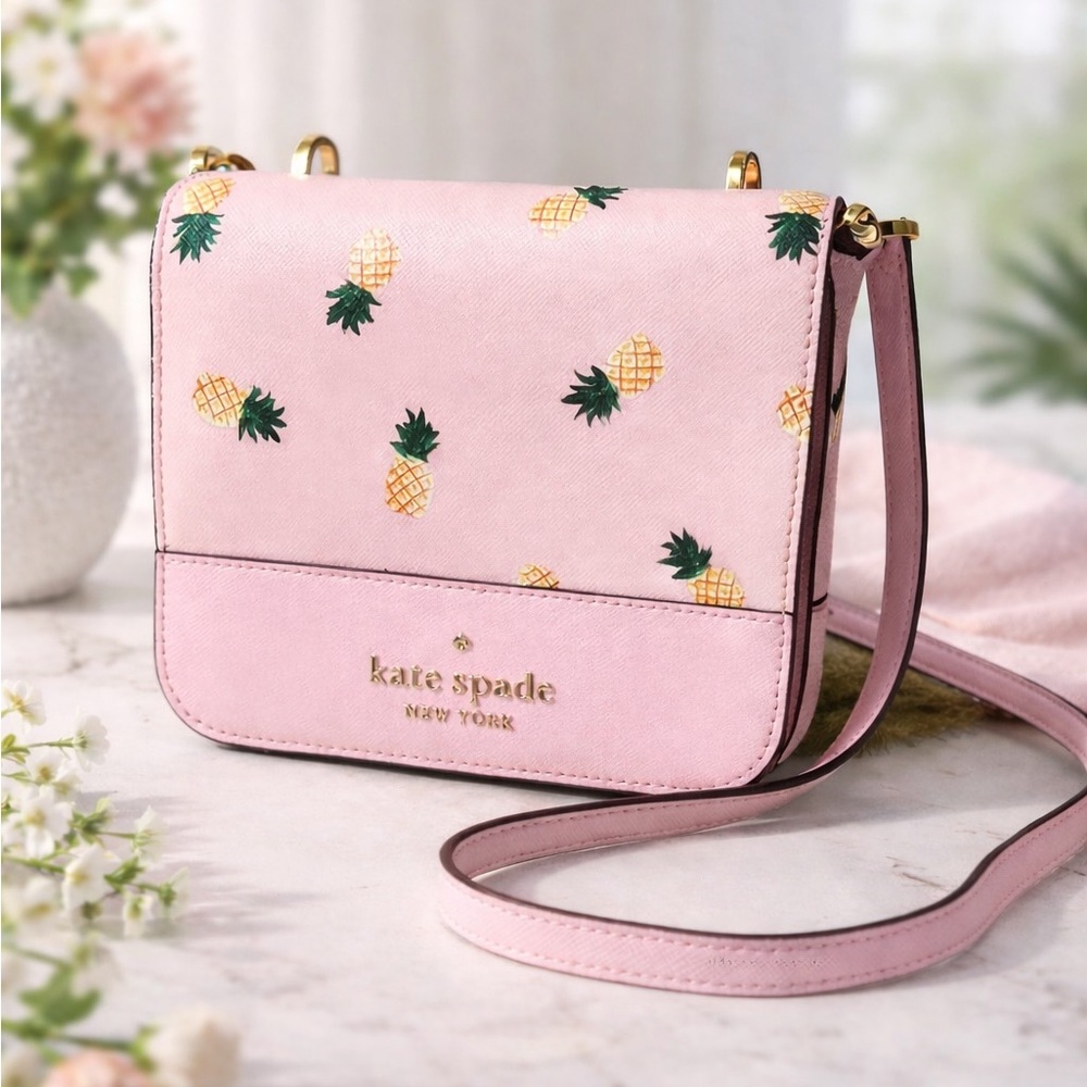 Kate Spade New York Staci Square
Pineapple Printed Shoulder/Crossbody Bag - Picture 16 of 17